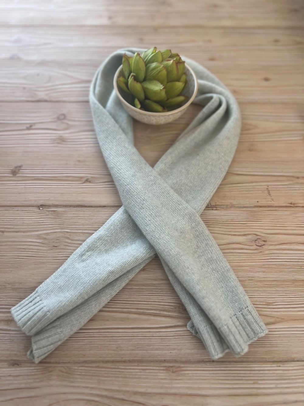 Eric Bompard Cashmere Silk Sage Green Scarf - Picture 8 of 8